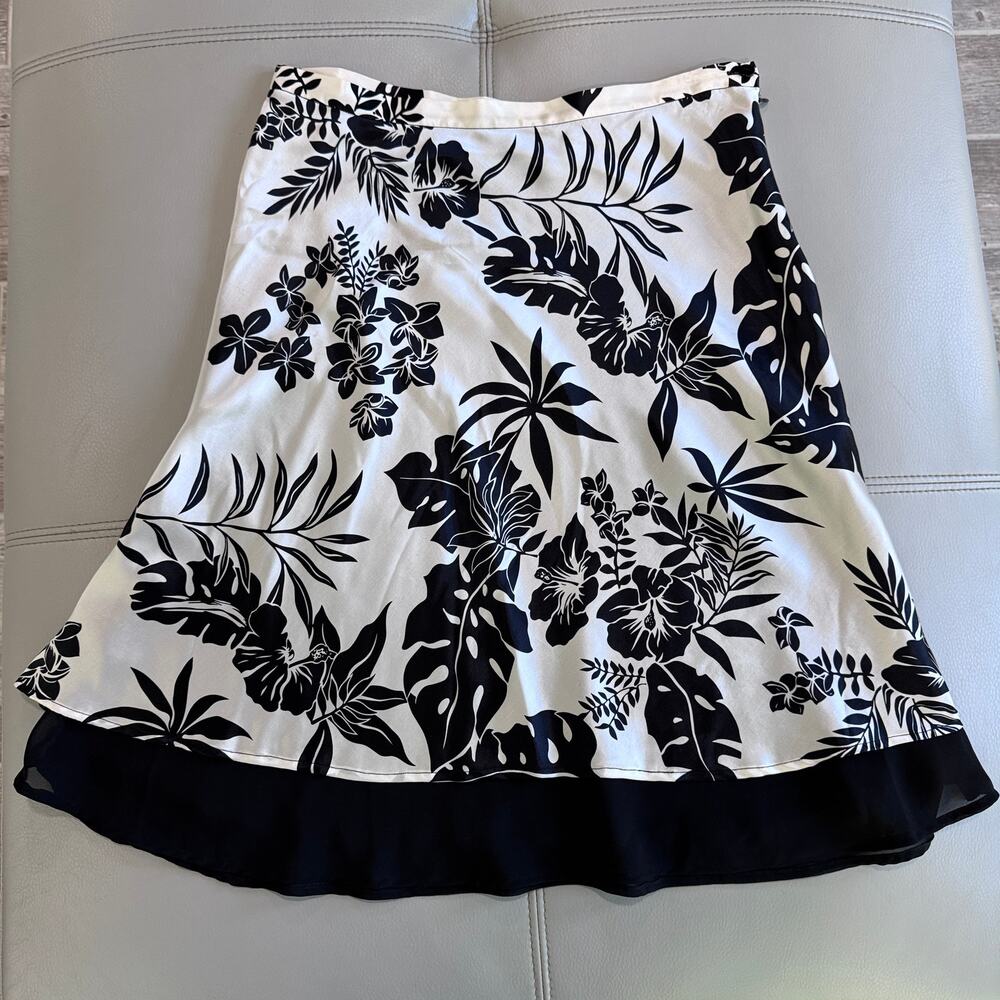 Patrick Christopher Selections Women's 12 100% Silk Floral Flowy Skirt